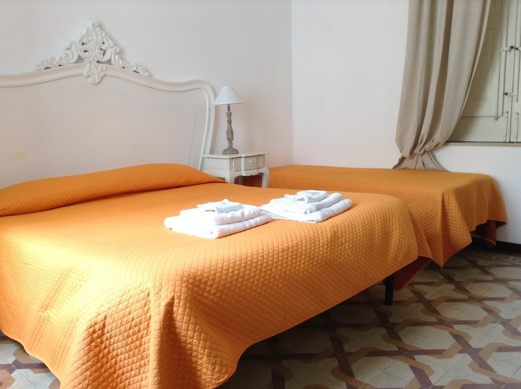 B&B Marina Grande Шила Екстериор снимка