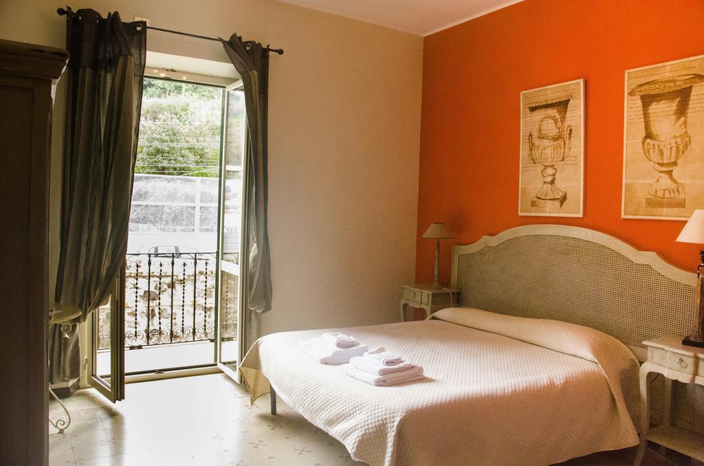 B&B Marina Grande Шила Екстериор снимка