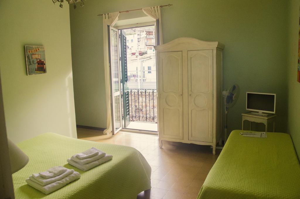 B&B Marina Grande Шила Екстериор снимка